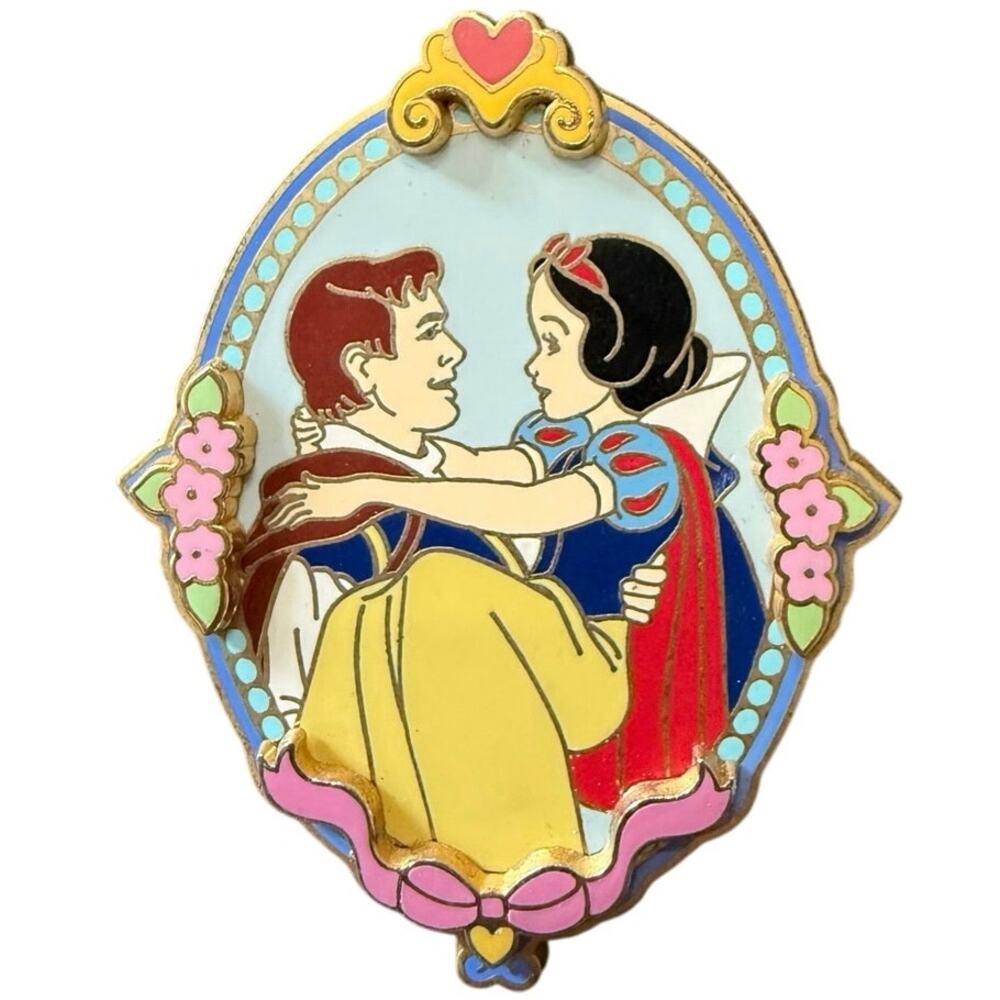 2003 Snow White & Prince Florian  Walt Disney World WDW Trading Pin 3D